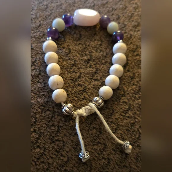 Handcrafted Amethyst & Rose Quartz Bracelet - Picture 3 of 4